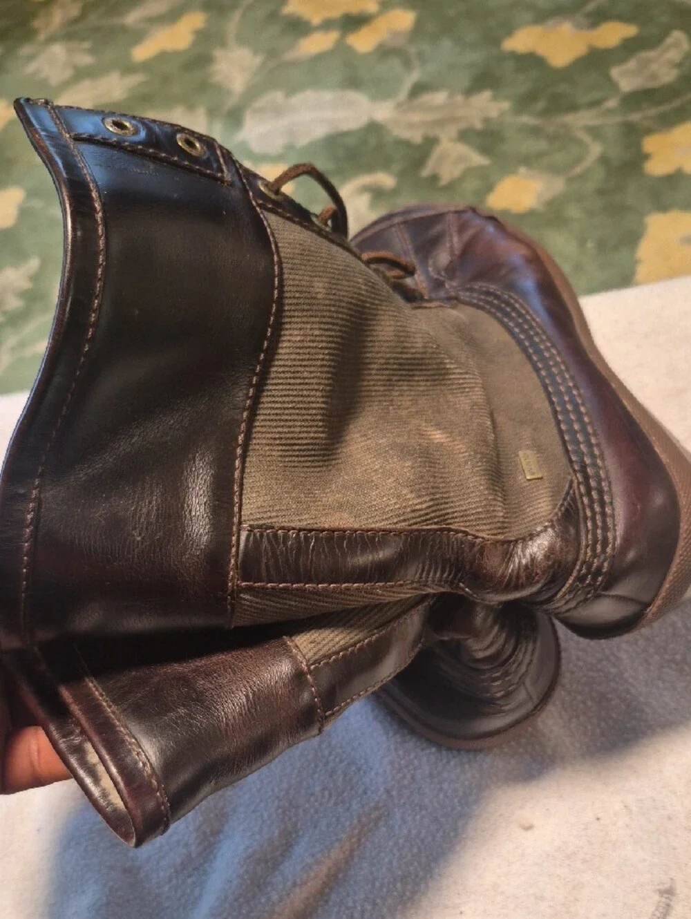 UGG Men's Dark Brown and Tan Shearling-Lined Lace-Up Boots